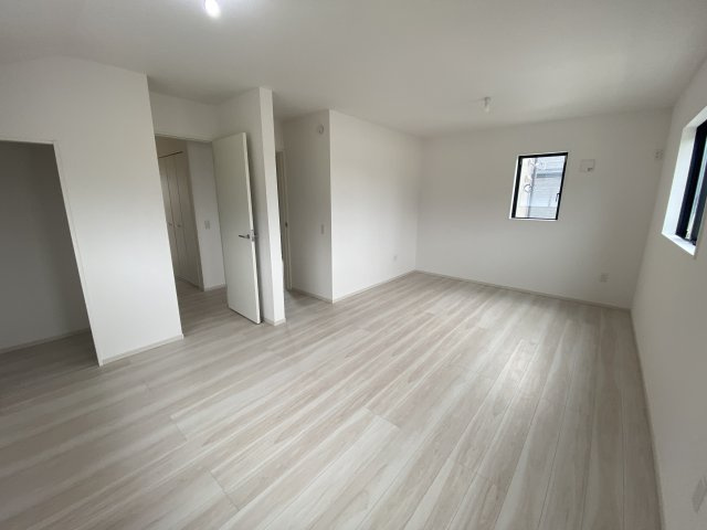 所沢市上安松14期　新築2棟の洋室