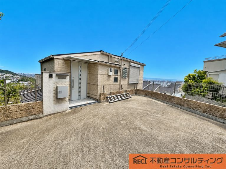 神戸市東灘区鴨子ヶ原2丁目　中古戸建