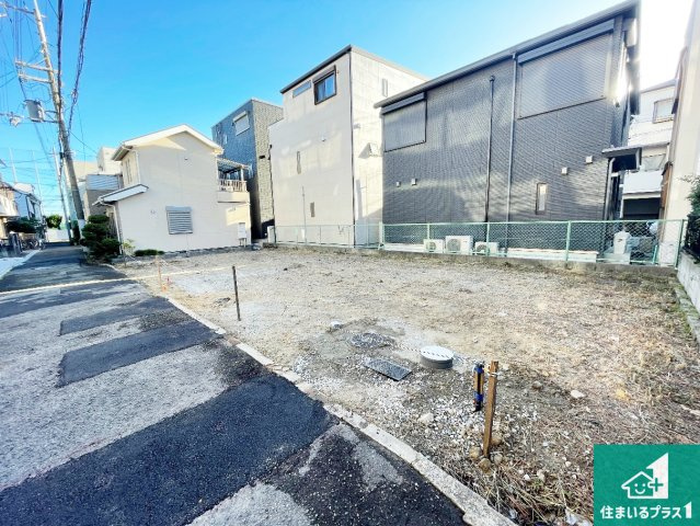 高槻市南松原町　新築一戸建ての外観|現在建築中！落ち着いた街並みで新生活を始めることが出来そう！周辺の物件も併せてご紹介させて頂きます！