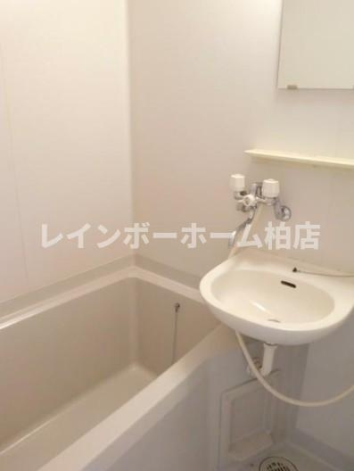 特典：仲介手数料が50％OFFです‼の浴室|ゆったり過ごせるお風呂です