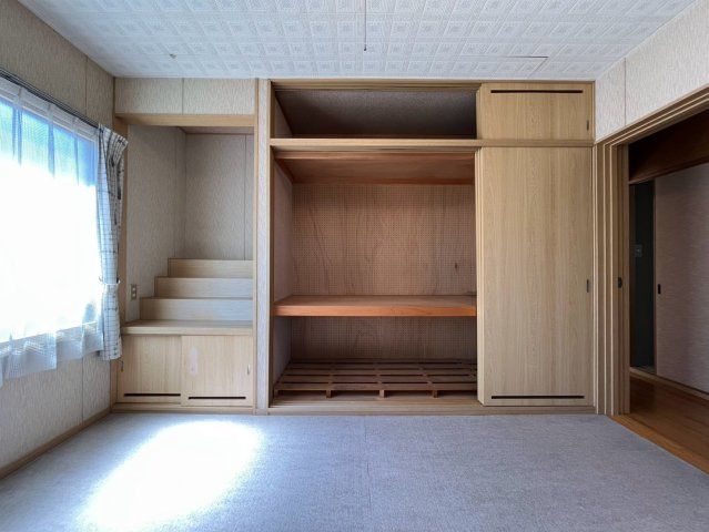 花川南4条2丁目 戸建の収納|２階 ６帖洋室収納