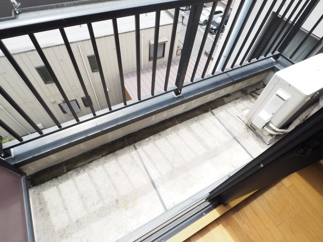ラモ横濱のバルコニー