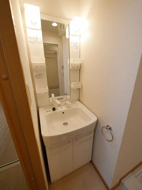 プランタン・ボー田園調布の洗面所