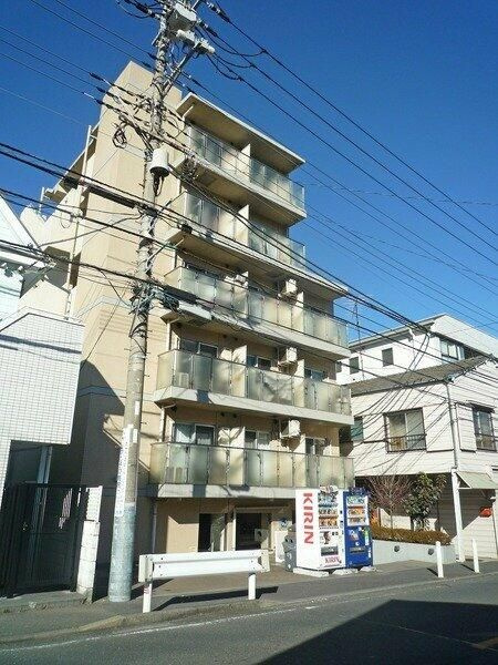 横浜市神奈川区松見町４丁目の賃貸マンションの外観