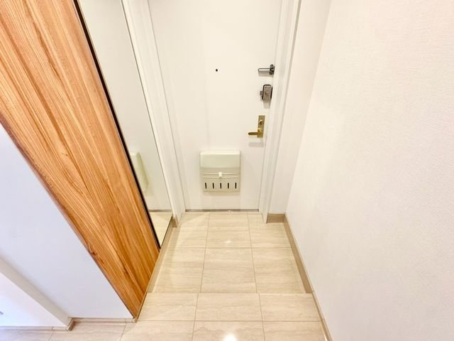 ダイアパレス水道橋（10階部分）／仲介手数料無料／新規フルリノベーションの玄関