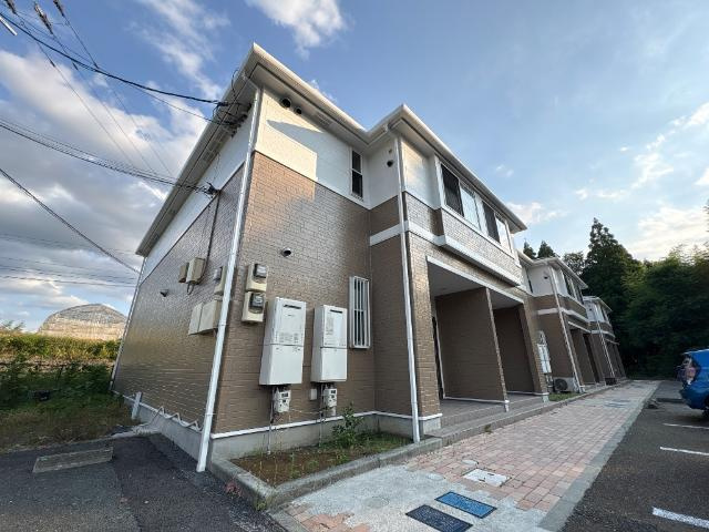 熊本市北区植木町今藤のアパートのエントランス|外観写真（昼）