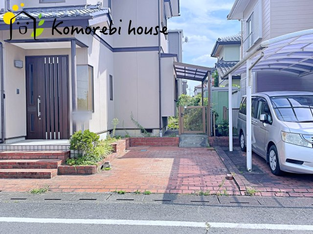 比企郡川島町八幡2丁目　中古戸建の駐車場|車をお持ちの方に嬉しい駐車場付きの物件です