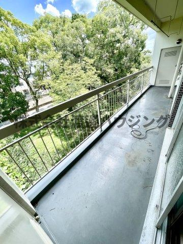 豊中グリーンハイツのバルコニー