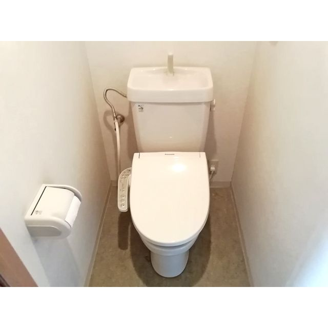 サンクタス大島のトイレ|ゆったりとした空間のトイレです