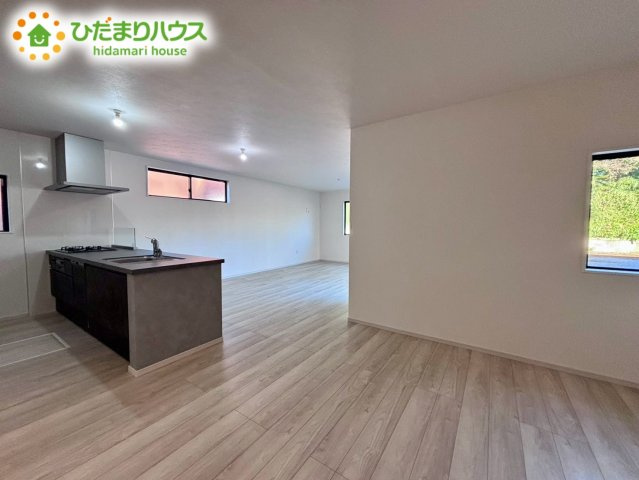 上尾市西宮下9期　新築戸建　01の収納