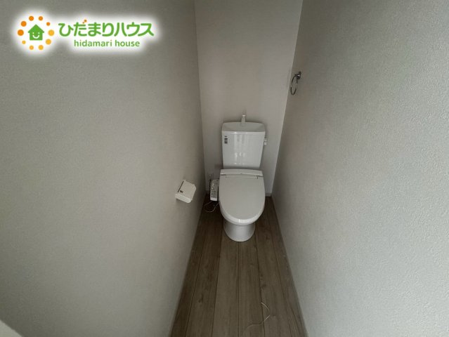 上尾市西宮下9期　新築戸建　01のトイレ