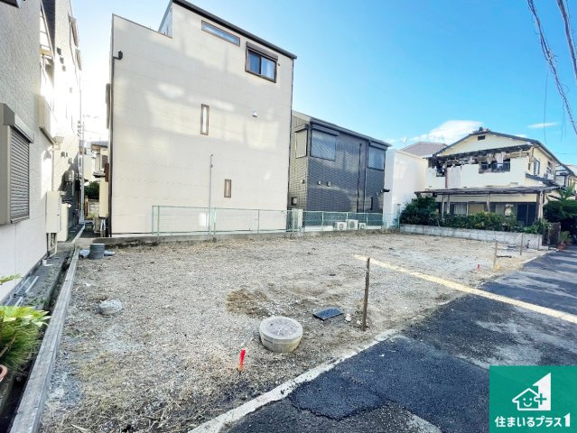 高槻市南松原町　新築一戸建ての外観|現在の進捗状況です！順調に作業進行中、完成が待ち遠しいです！詳細の間取り等、お気軽にお問い合わせください！