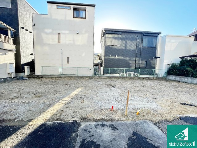 高槻市南松原町　新築一戸建ての外観|現在建築中！落ち着いた街並みで新生活を始めることが出来そう！周辺の物件も併せてご紹介させて頂きます！