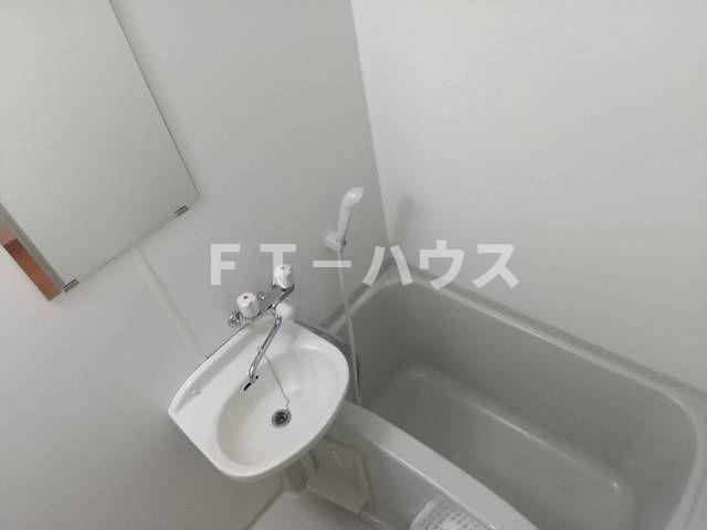 本八幡ガーデンタウンＡの浴室