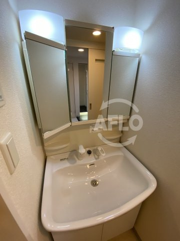 NORTH VILLAGE壱番館（ノースヴィレッジ壱番館）の独立洗面台|ノースヴィレッジ壱番館　独立洗面化粧台