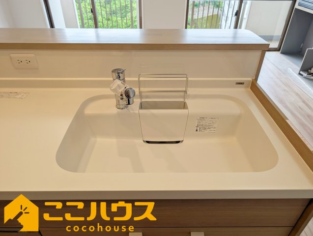 ライオンズマンション高良公園前のキッチン|洗い物のしやすいワイドシンク

