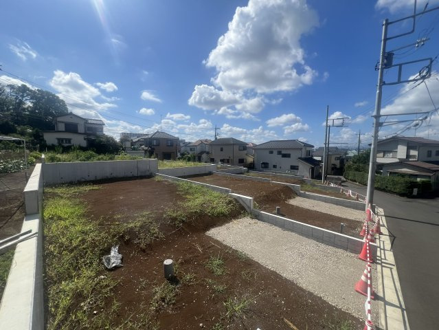 八王子市犬目町３期の前面道路含む現地写真