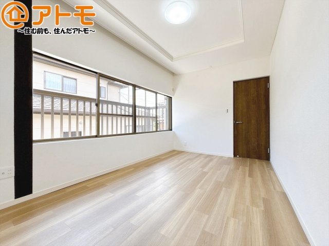 【寝室】 | 清水区草薙杉道3丁目　中古戸建 | 毎日すごす部屋の広さや陽当りも気になるポイントですね！現地で体感してみてください♪