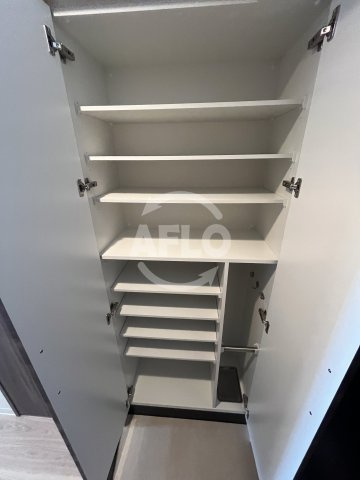 ディームス江坂の収納|ディームス江坂　シューズボックス