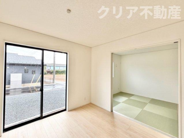 【外観】 | 8/20値下げ！全室南向き☆伊勢崎市境米岡新築