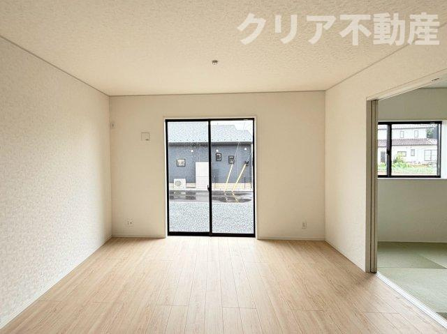 【居間・リビング】 | 8/20値下げ！全室南向き☆伊勢崎市境米岡新築