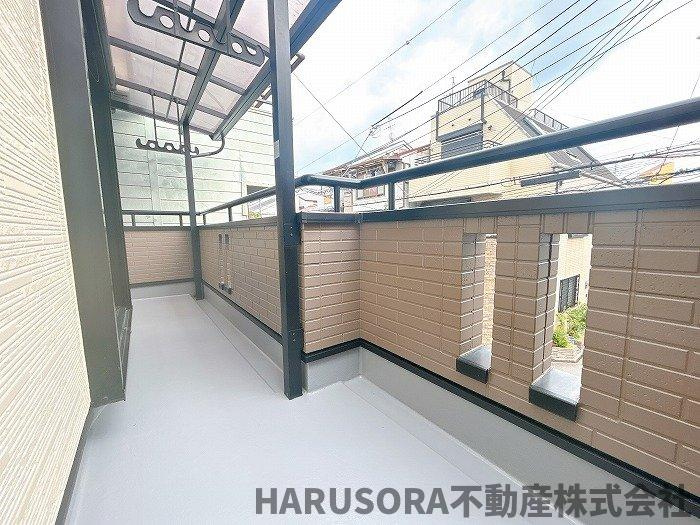 高槻市津之江町3丁目　2階建のバルコニー
