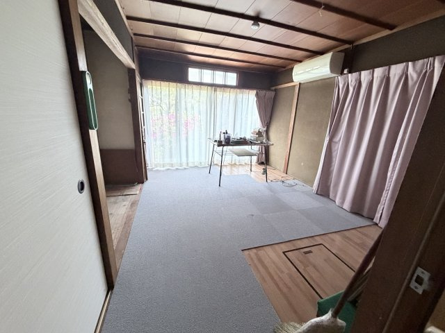 丹波市市島町上牧の中古一戸建の洋室|6帖