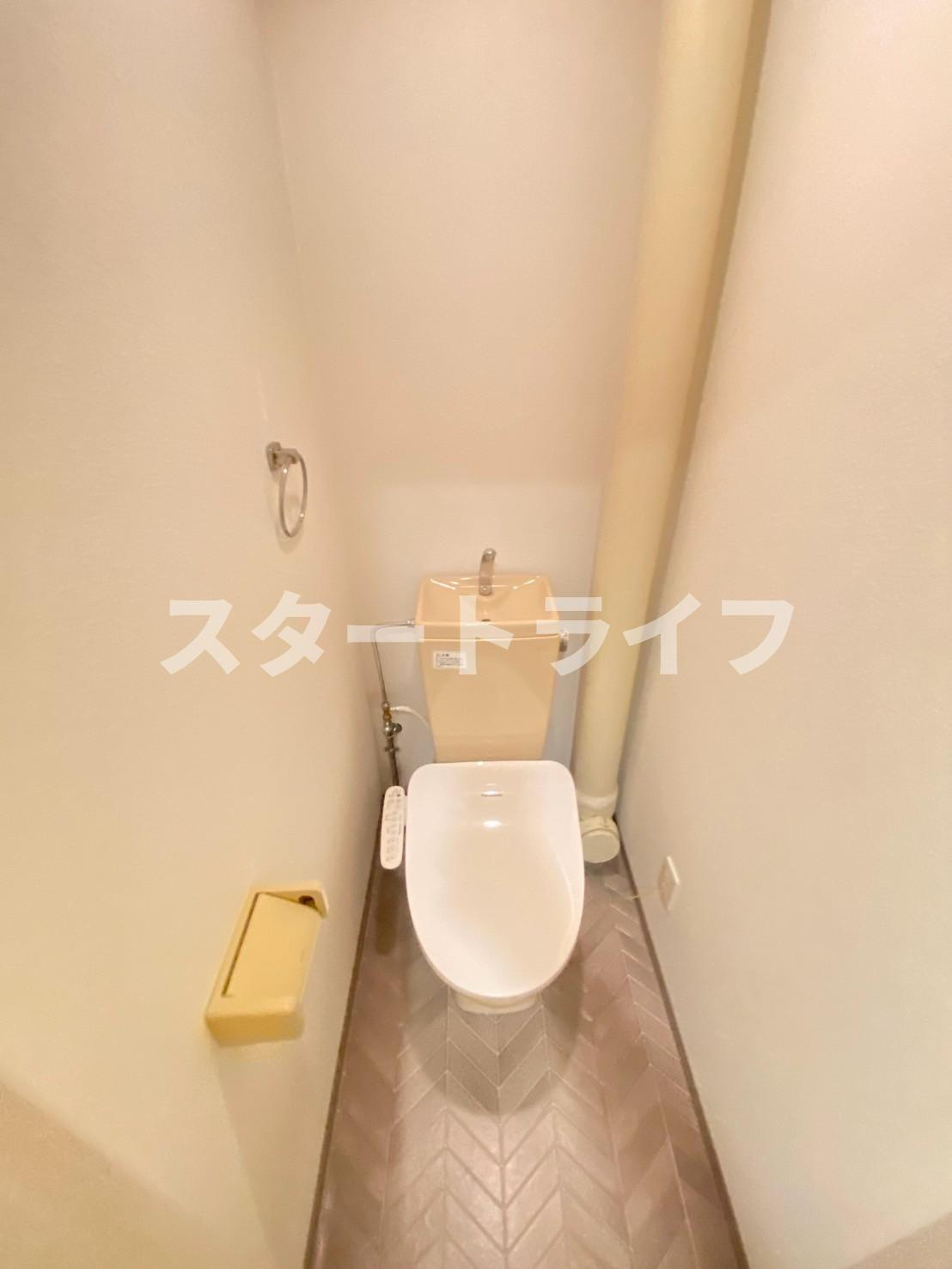 大阪市淀川区西三国４丁目の賃貸マンションのトイレ