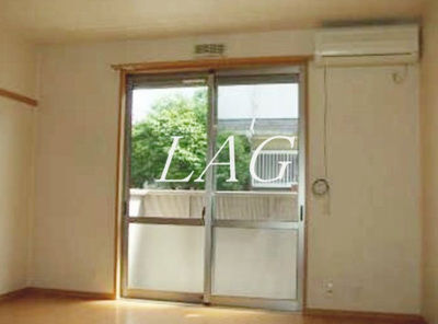 【居間・リビング】 | パナハイツ柏木 | 洋室のお部屋です。