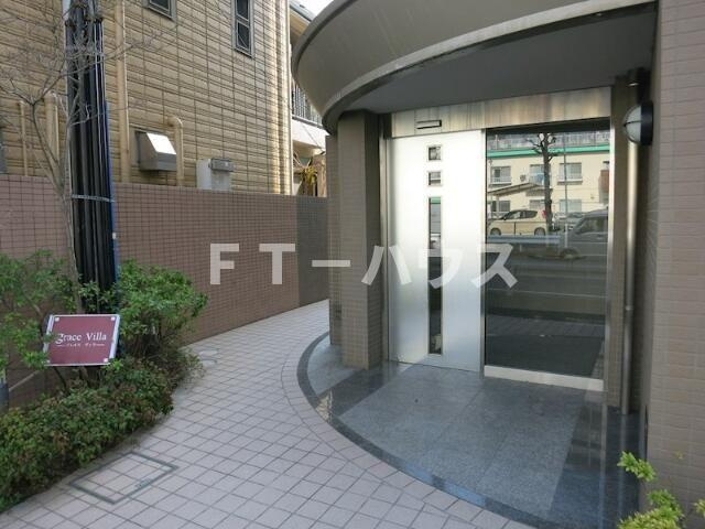 グレイス　ヴィラ（船橋）のエントランス