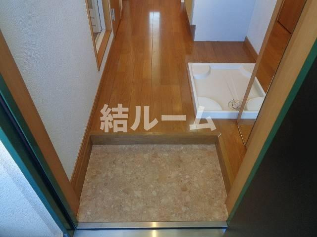 北区西が丘１丁目の賃貸マンションの玄関