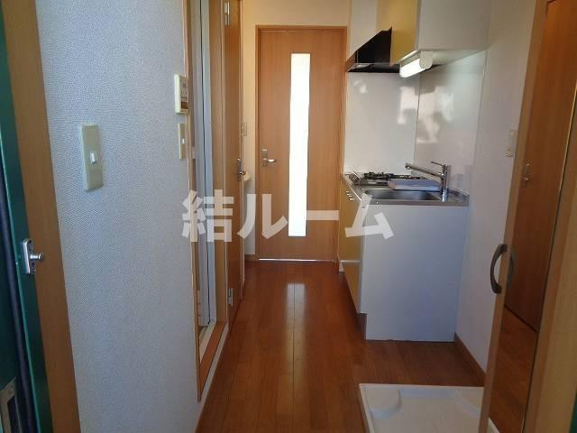 北区西が丘１丁目の賃貸マンションのエントランス