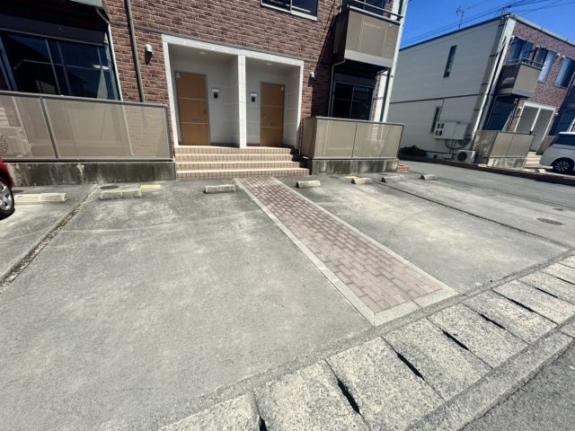 【駐車場】 | リースランド今　A棟