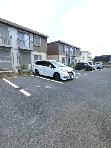 グレイスタウン蘇我 Aの駐車場