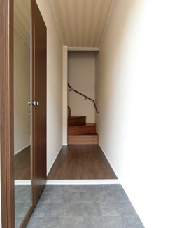 【玄関】 | グランテスタ　Ｂ | 写真は同物件、別部屋です