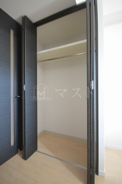 スワンズシティ堂島川の収納