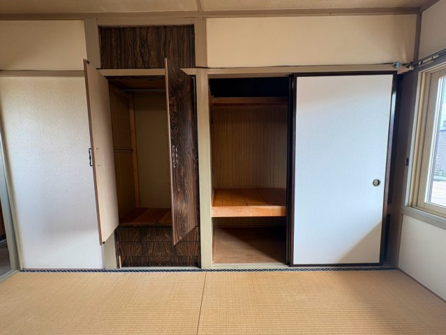 遠矢9-8貸家の収納