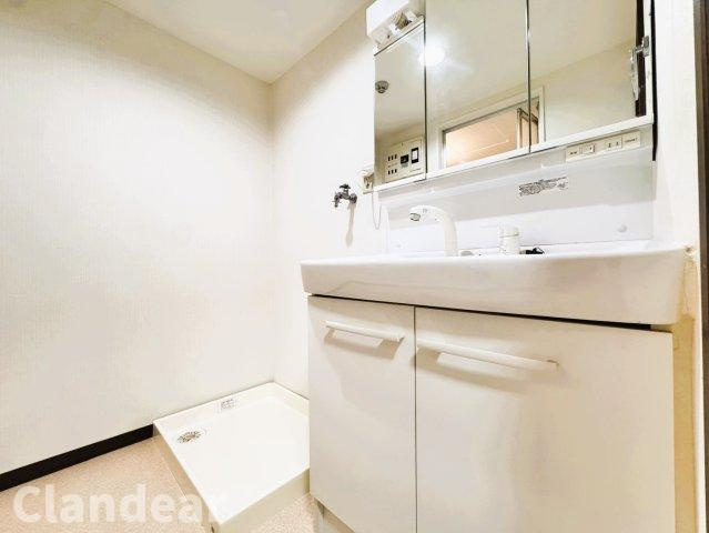 ライオンズマンション谷塚の独立洗面台|ドキドキの新生活も、安心してスタート。ぴったりの住まいを見つけませんか？クランディアが一緒に住まい選びをサポートします‼　まずは、お気軽にお問合せください　＃クランディア