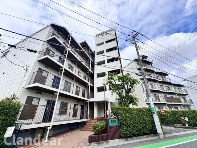 ライオンズマンション谷塚の外観|ドキドキの新生活も、安心してスタート。ぴったりの住まいを見つけませんか？クランディアが一緒に住まい選びをサポートします‼　まずは、お気軽にお問合せください　＃クランディア