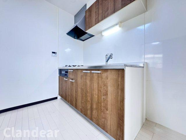 ライオンズマンション谷塚のキッチン|ドキドキの新生活も、安心してスタート。ぴったりの住まいを見つけませんか？クランディアが一緒に住まい選びをサポートします‼　まずは、お気軽にお問合せください　＃クランディア