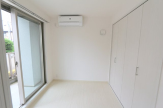 【寝室】 | マノワール豊中玉井町 | ※同タイプの写真となり、実際のお部屋とは異なる場合があります