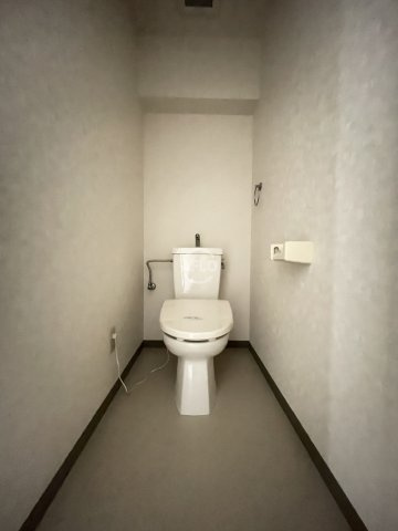 ドエル北堀江　堀江小学校のトイレ|ドエル北堀江　トイレ
