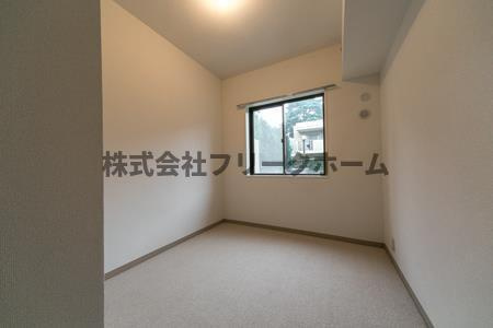 三鷹市井の頭５丁目の賃貸マンションの寝室