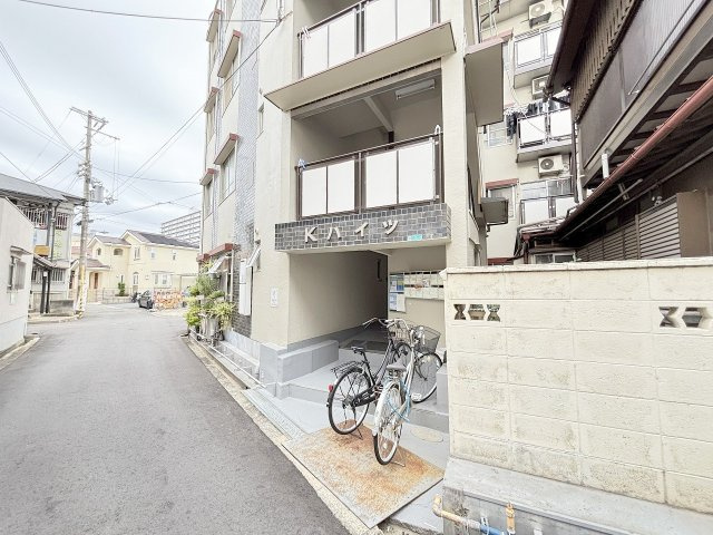 Kハイツのエントランス