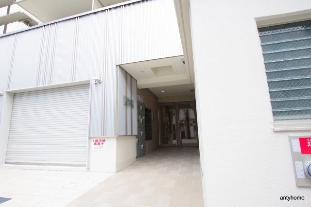 アリビオ都島　仲介手数料無料のエントランス