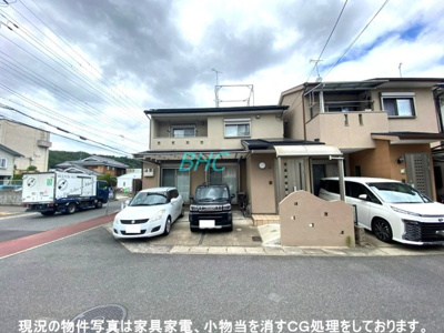 【外観】 | 京都市山科区川田菱尾田 | 資料には掲載していない情報が現地にはたくさんあります。
是非一度、現地をご確認ください。
