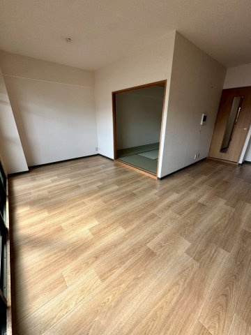 シティプラザ深江北町の居間・リビング