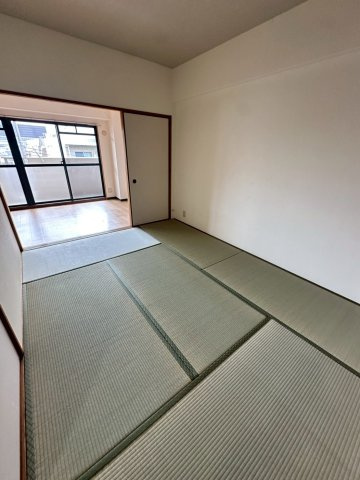 シティプラザ深江北町の和室