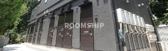 アオアクア浜田山のエントランス