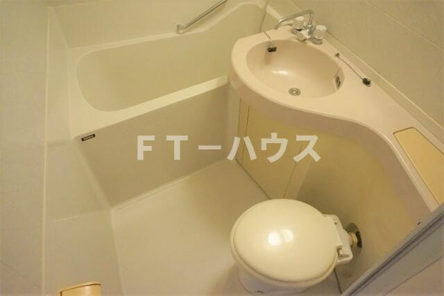 ローズマンションＡ３１番館の浴室